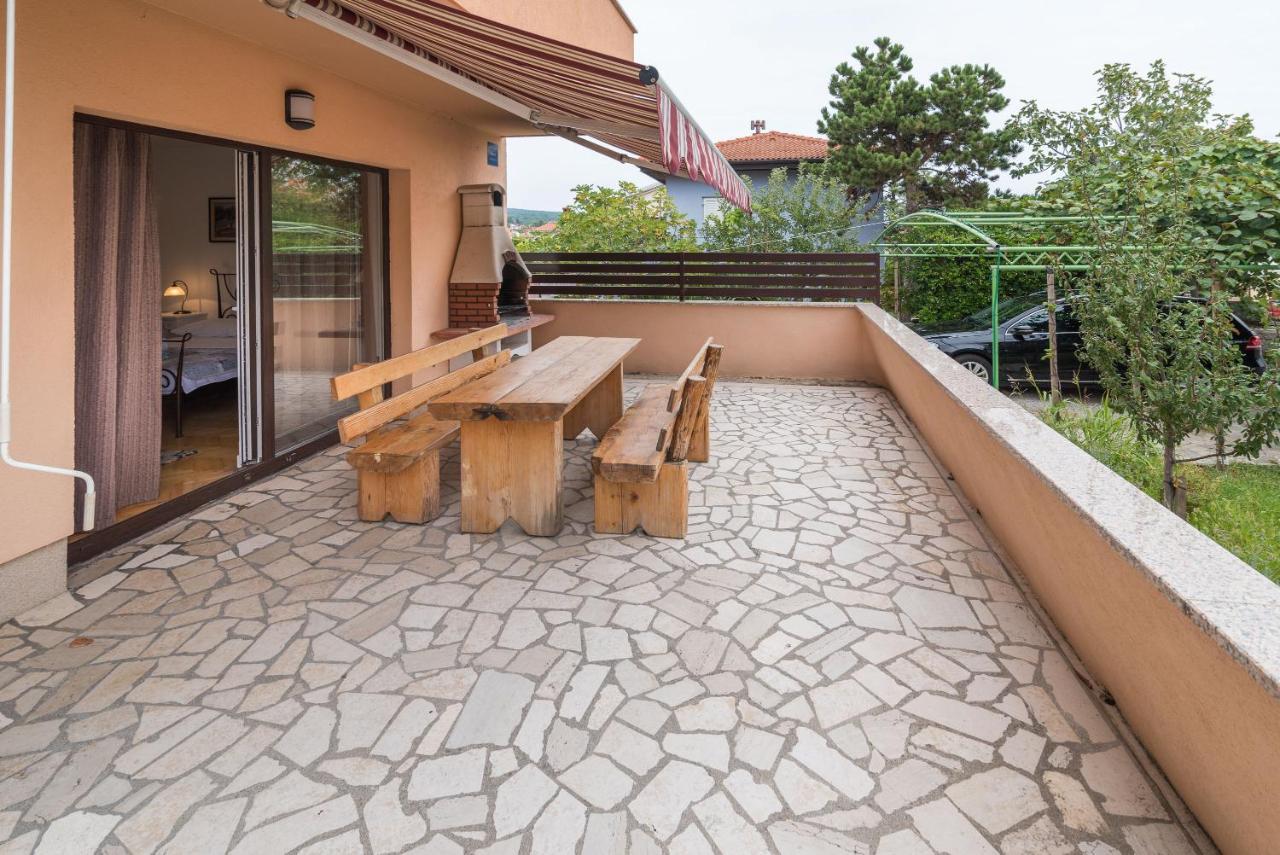 Apartments Karabaic Krk Veglia Exterior foto